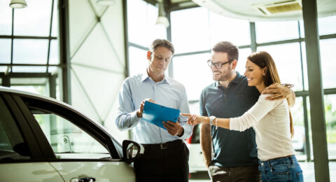 Autohändler verwalten alle Autoschlüssel mit intelligenten Schlüsselschränken