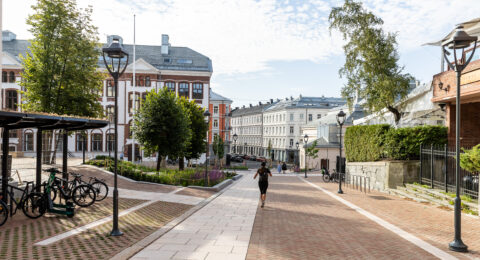 Cityscape where Oslobygg KF uses Creone KeyBox and KeyWin to manage access and keys across its buildings.